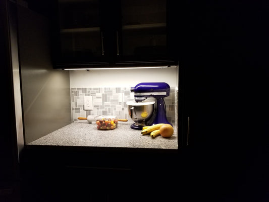 120V Dimmable LED Under Cabinet Metal Light Bar, AQUC